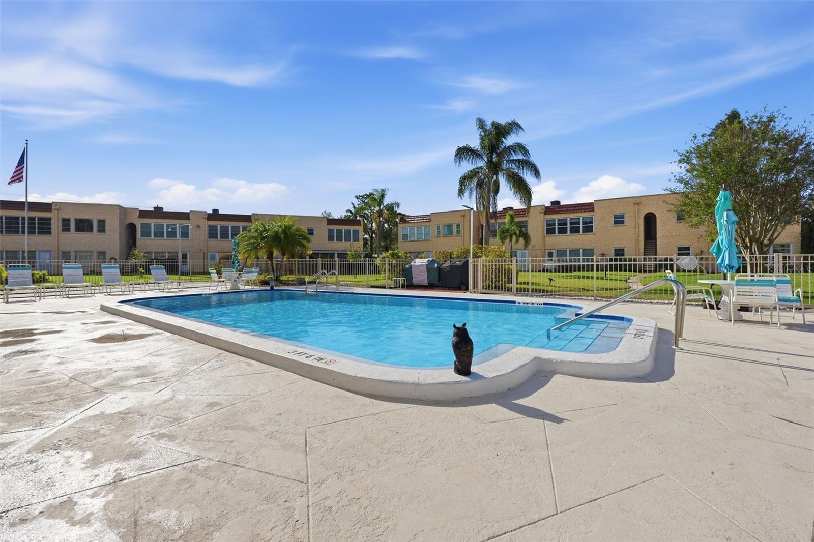 212 CEDARWOOD CIR #212 — photo 43