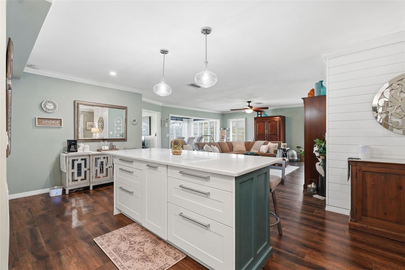 212 CEDARWOOD CIR #212 — photo 9