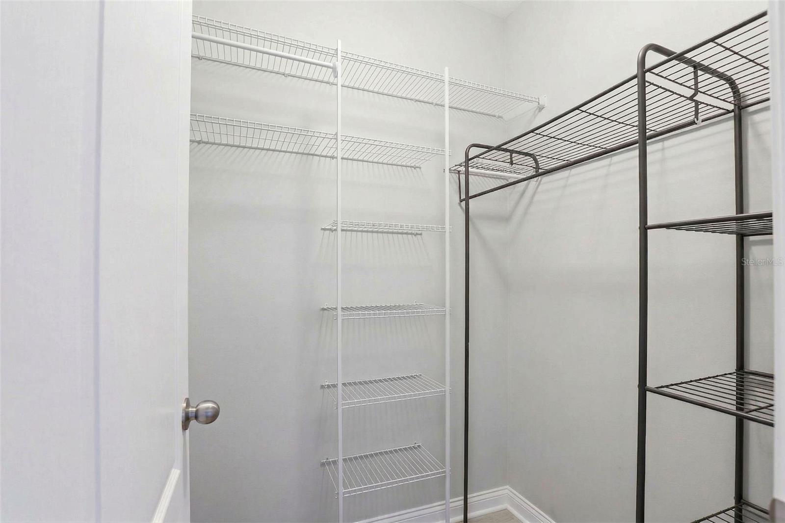 4390 FENNWOOD CT — photo 27