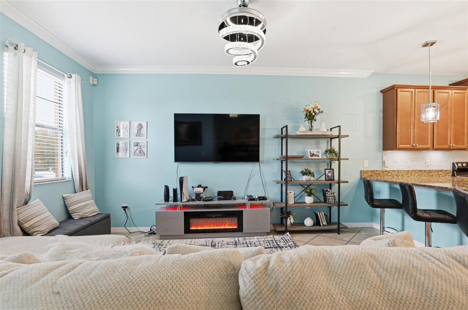4390 FENNWOOD CT — photo 3