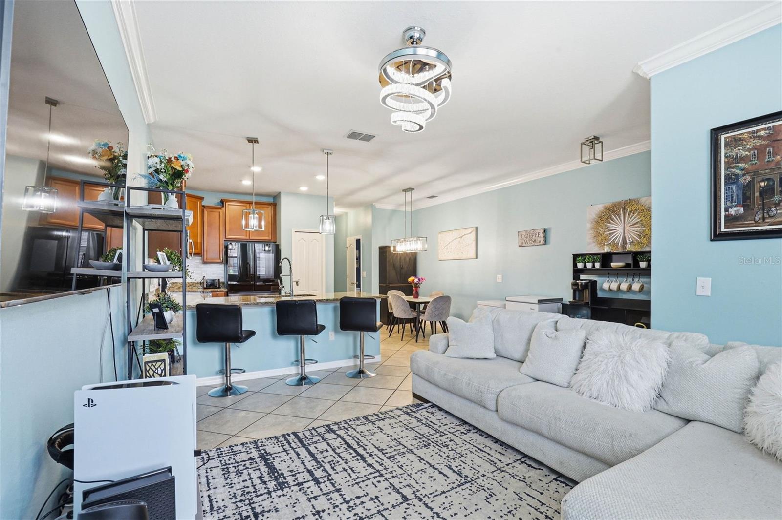 4390 FENNWOOD CT — photo 8