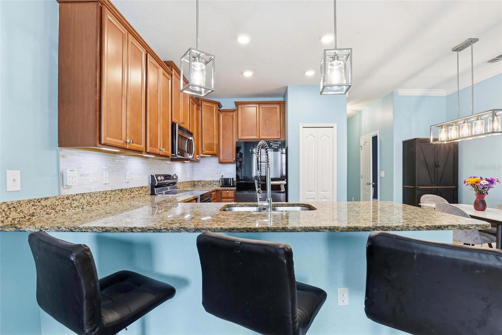4390 FENNWOOD CT — photo 12