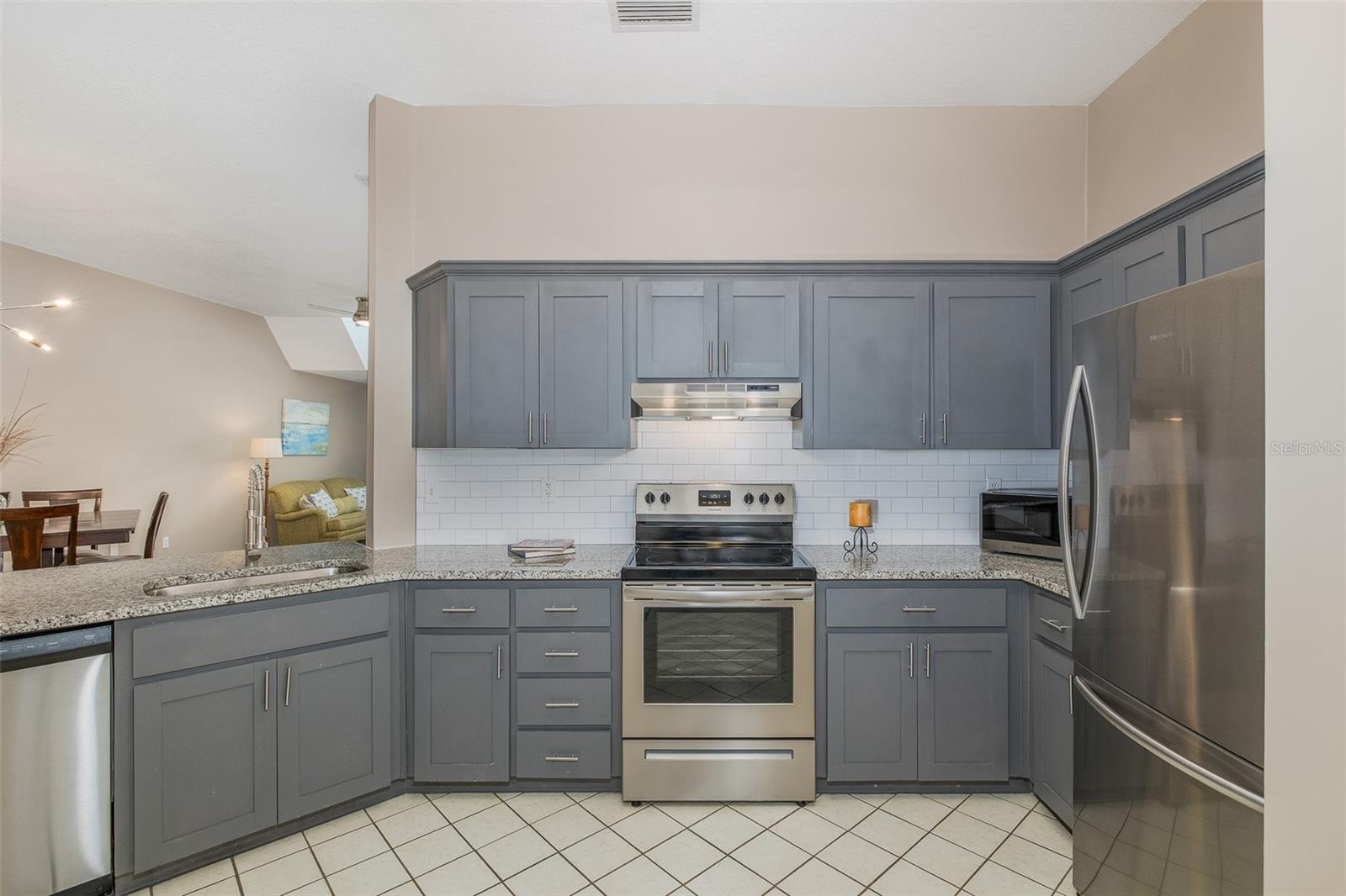 3843 GOLDFINCH CT — photo 8