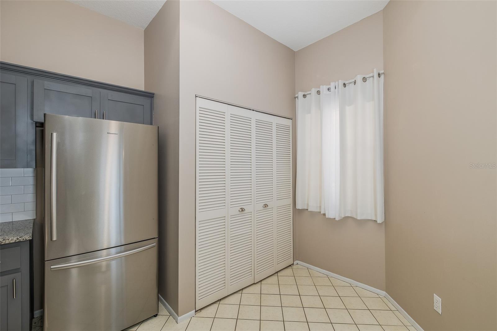 3843 GOLDFINCH CT — photo 10