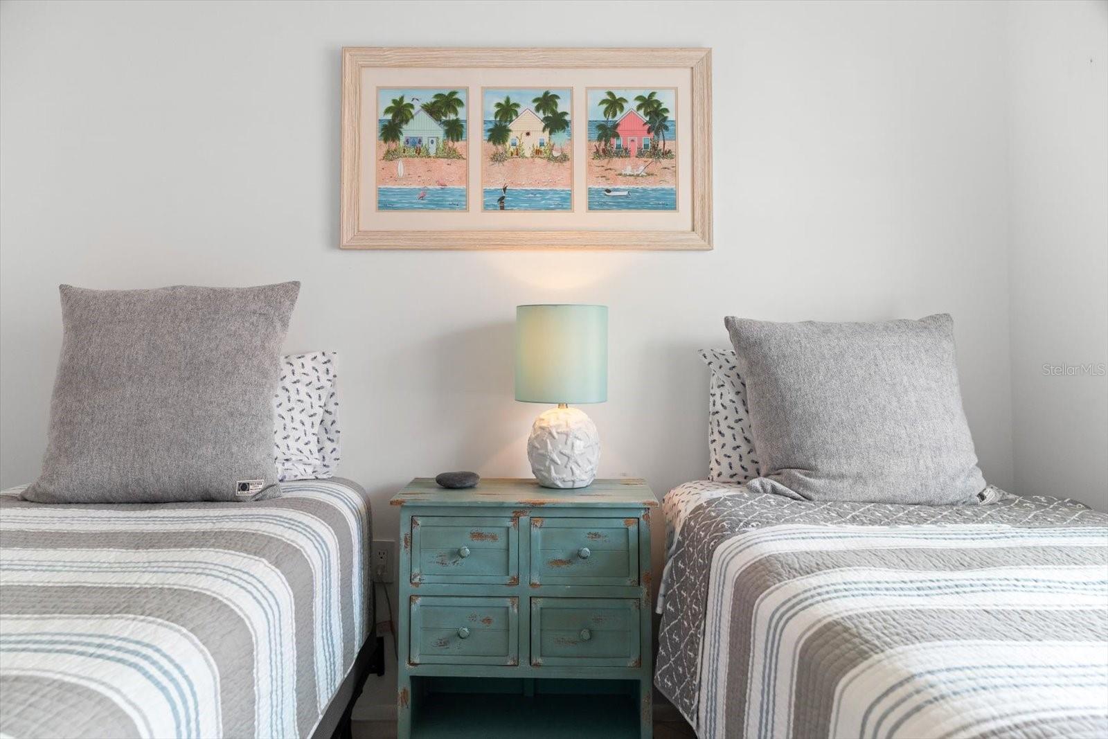 6708 SARASEA CIR #202 — photo 32
