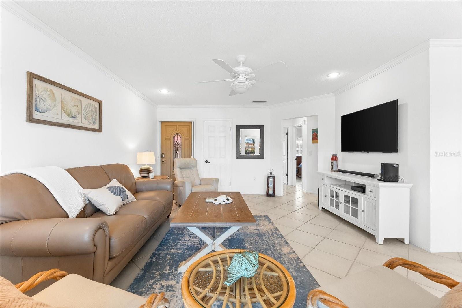 6708 SARASEA CIR #202 — photo 8
