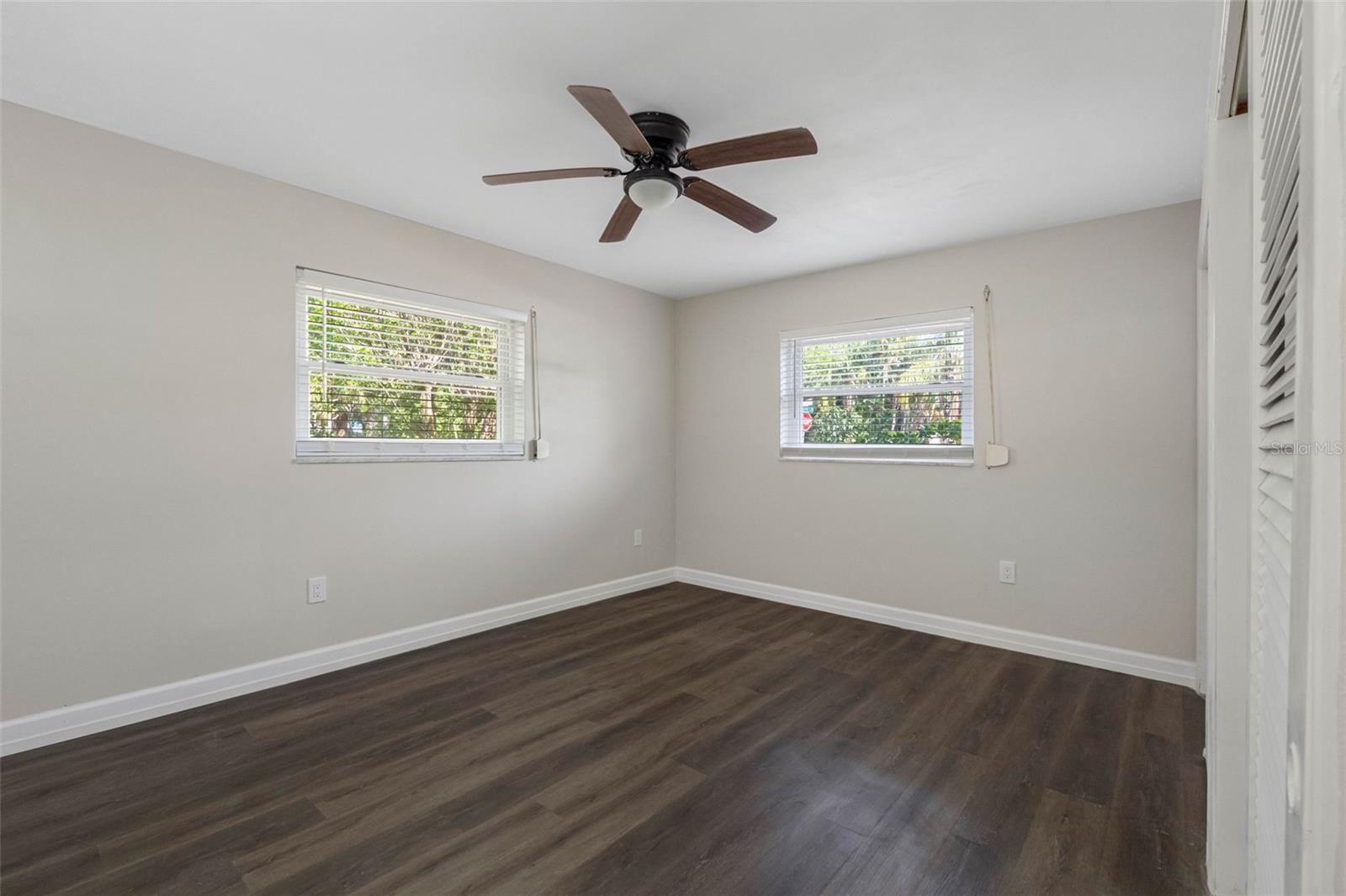 624 ORANGE ST — photo 19