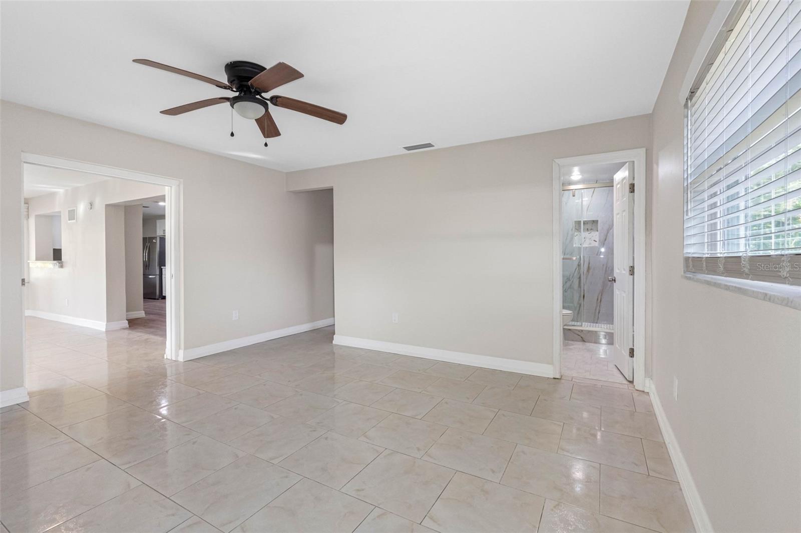 624 ORANGE ST — photo 14