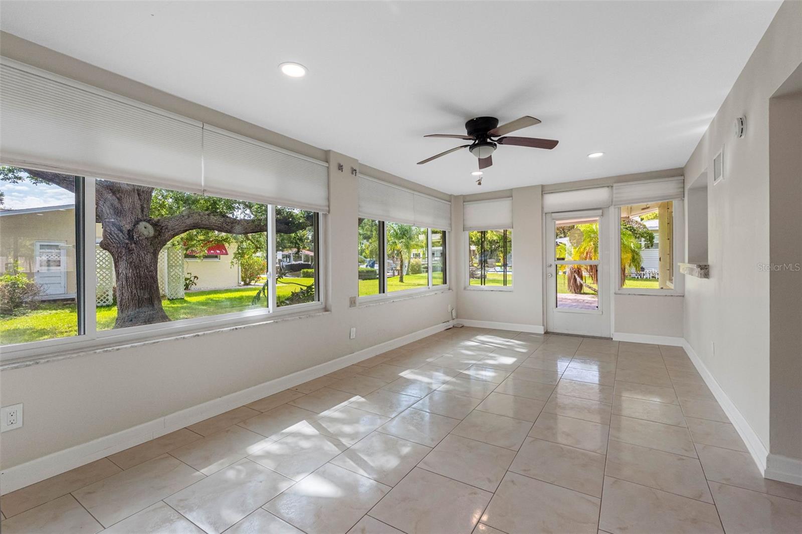 624 ORANGE ST — photo 20