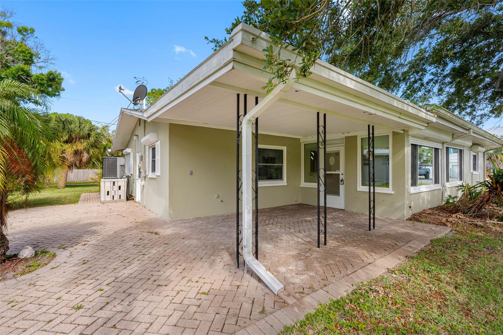 624 ORANGE ST — photo 37