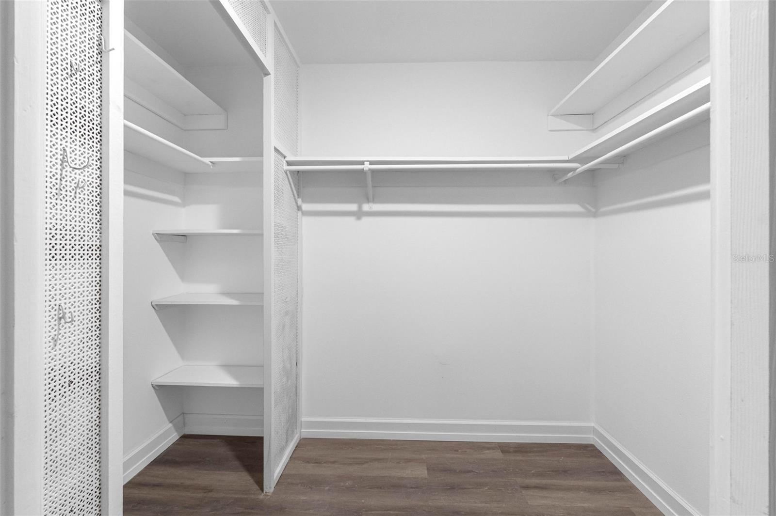 624 ORANGE ST — photo 16