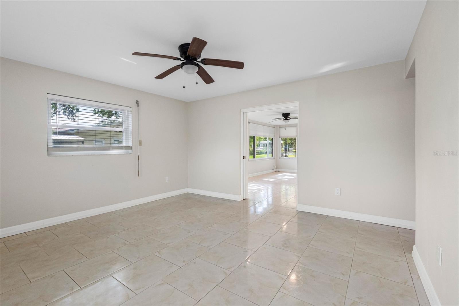 624 ORANGE ST — photo 23