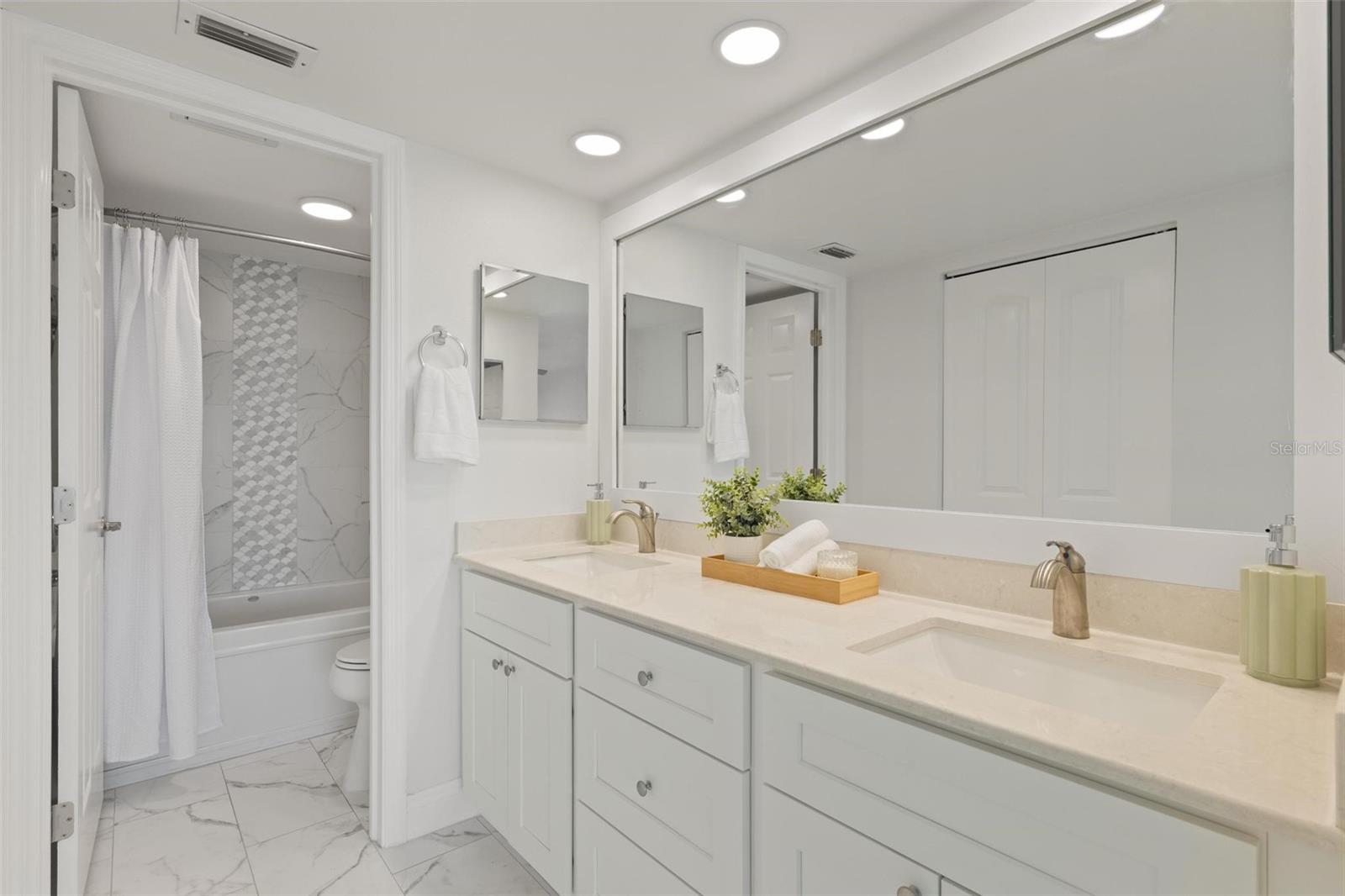 7540 SUNSHINE SKYWAY LN S #T35 — photo 13