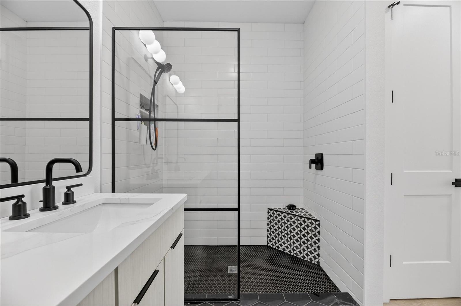 1801 N MORGAN ST #11 — photo 11