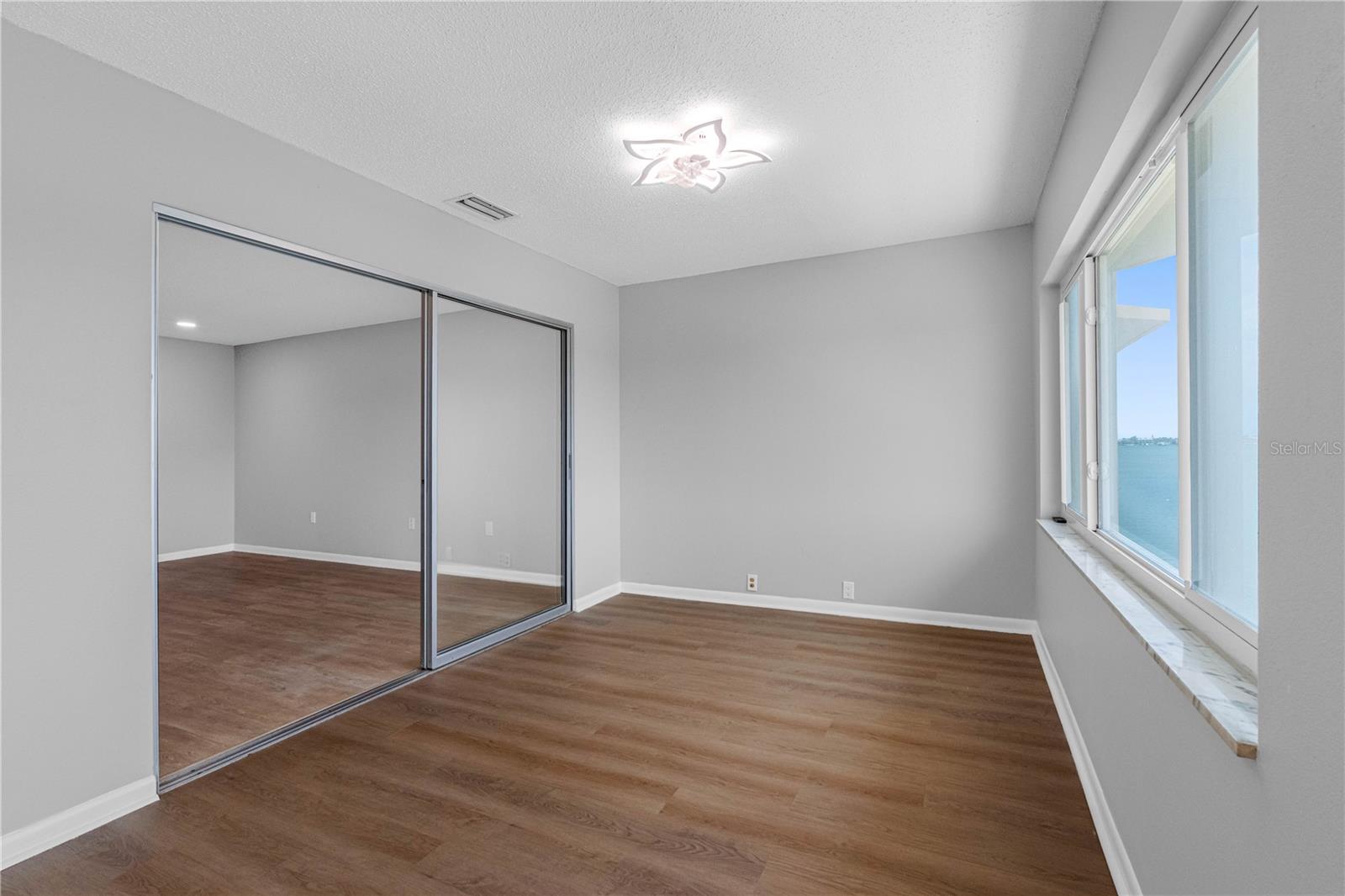 100 BLUFF VIEW DR #404C — photo 30