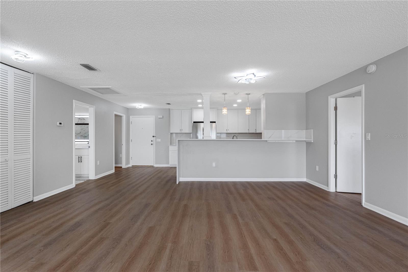 100 BLUFF VIEW DR #404C — photo 21