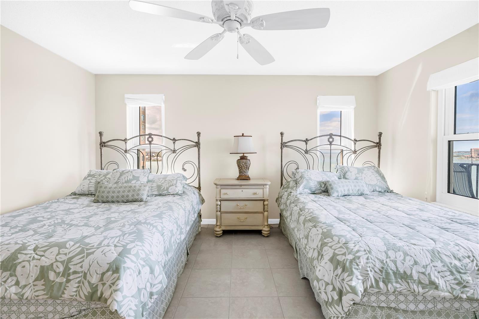 5220 BRITTANY DR S #1202 — photo 22