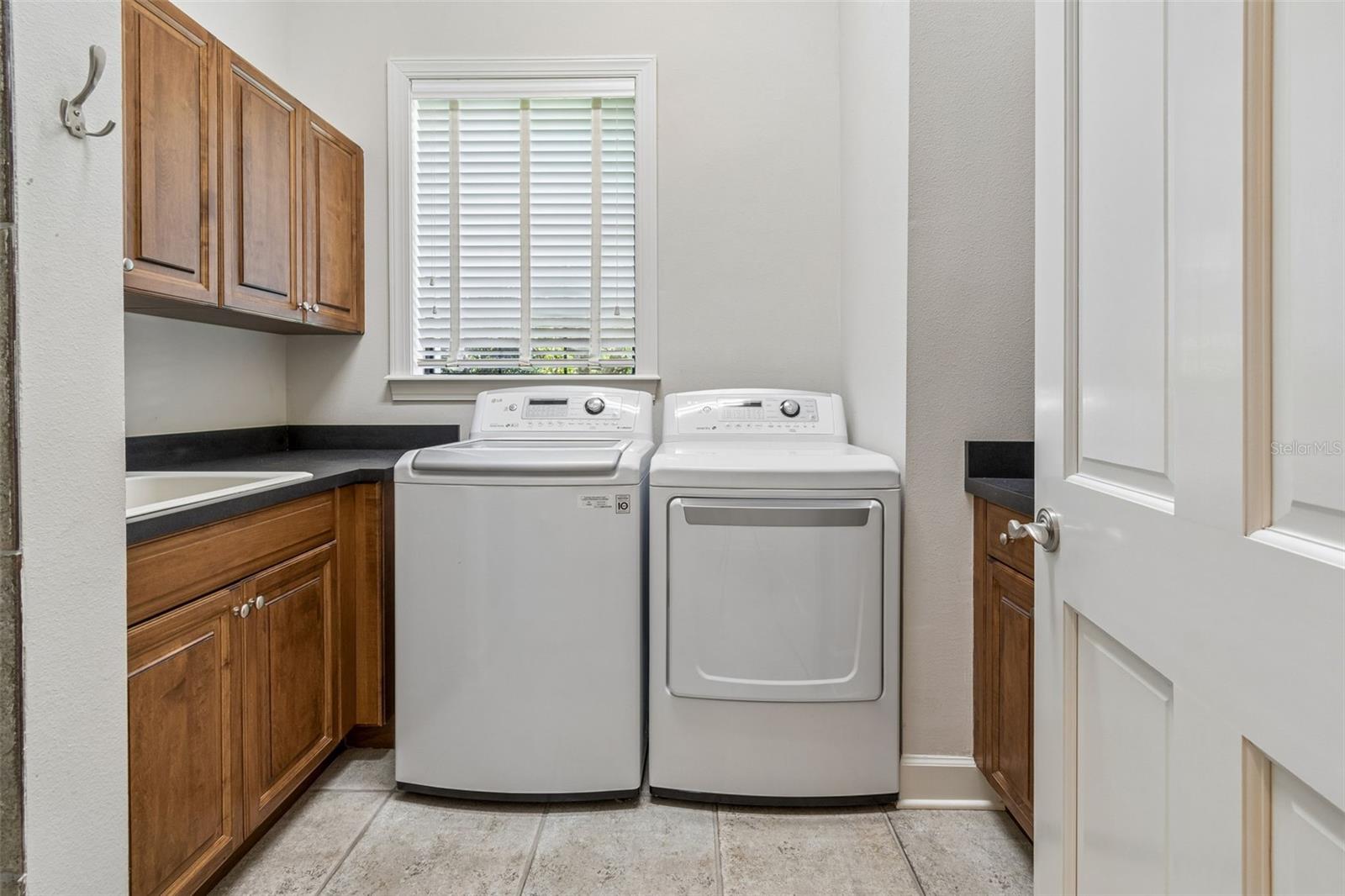702 BERROCALES DE AVILA — photo 28