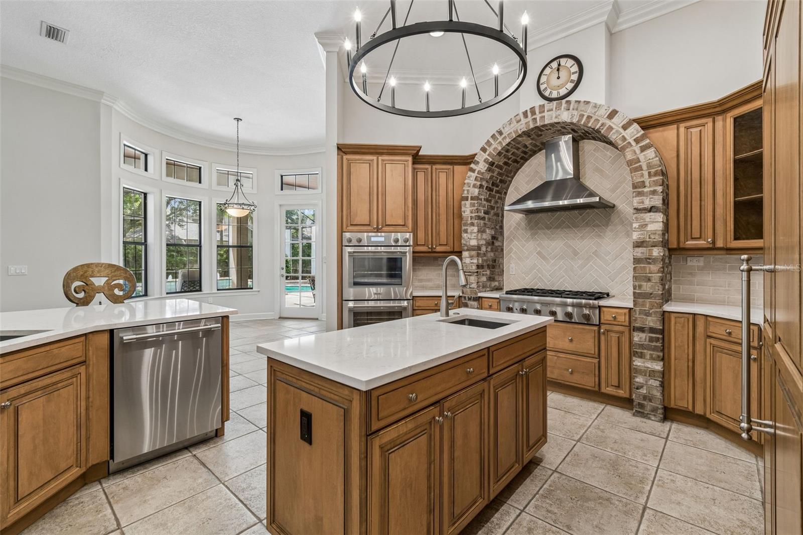 702 BERROCALES DE AVILA — photo 35