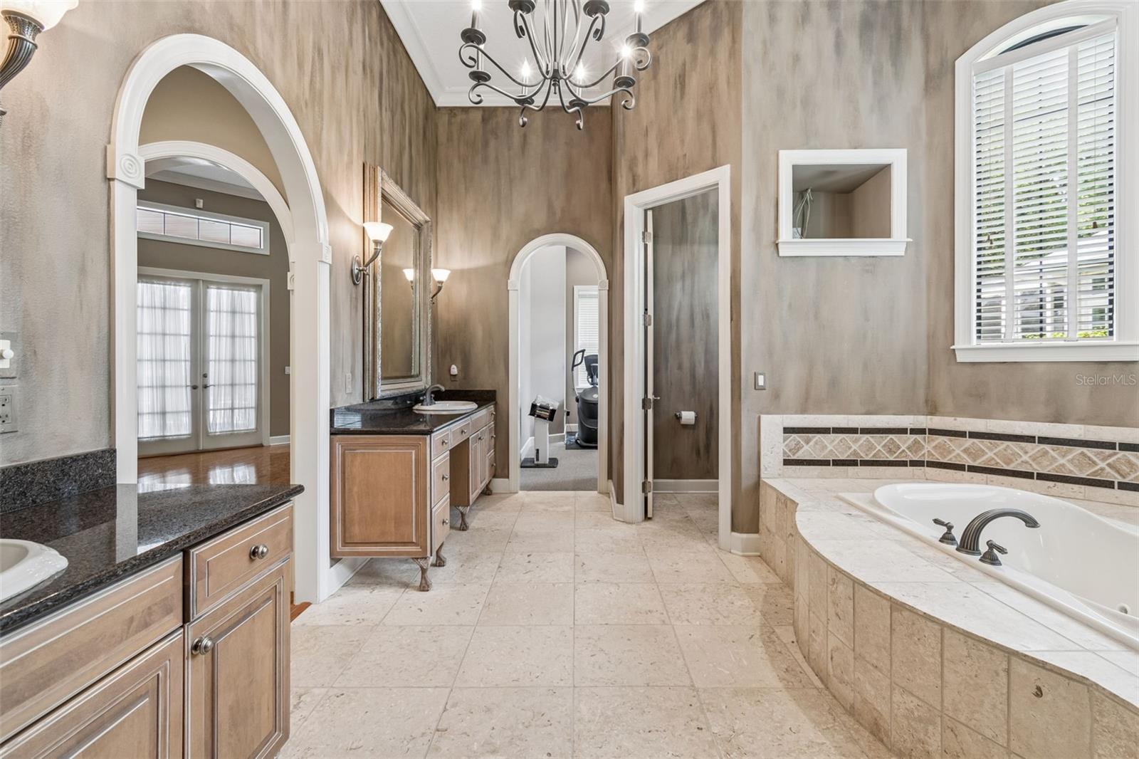 702 BERROCALES DE AVILA — photo 22