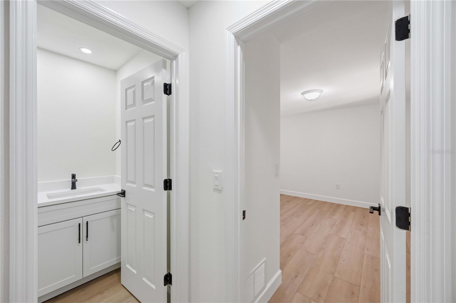 5526 CHANTECLAIRE #31 — photo 33
