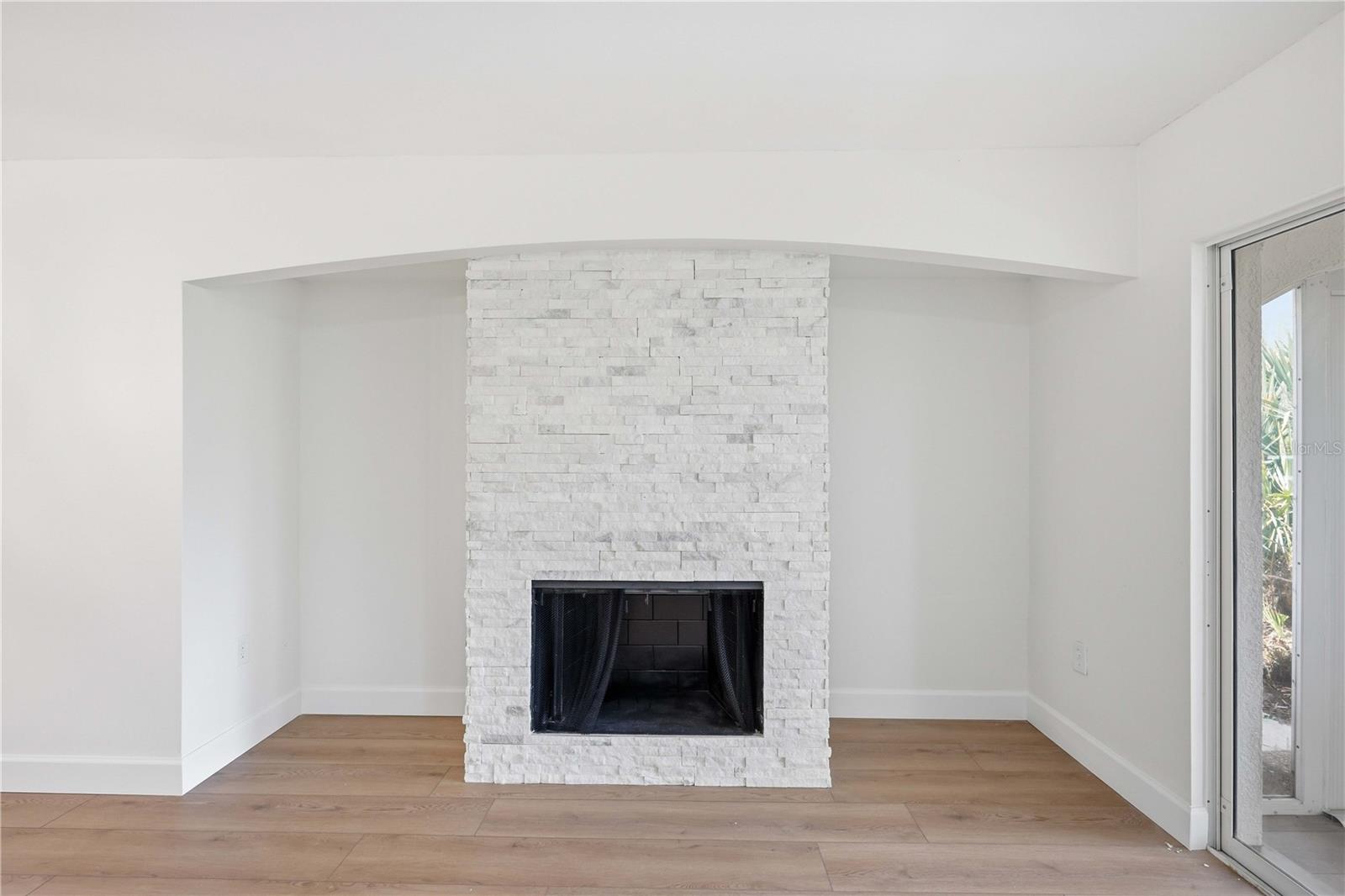 5526 CHANTECLAIRE #31 — photo 16