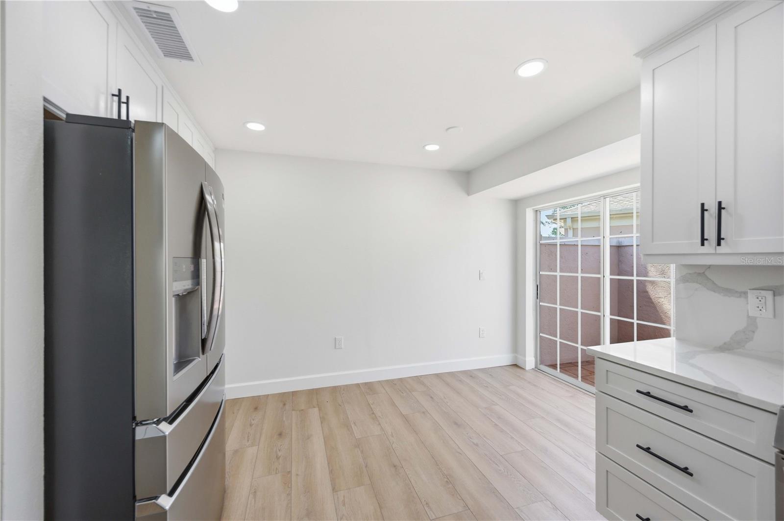 5526 CHANTECLAIRE #31 — photo 22