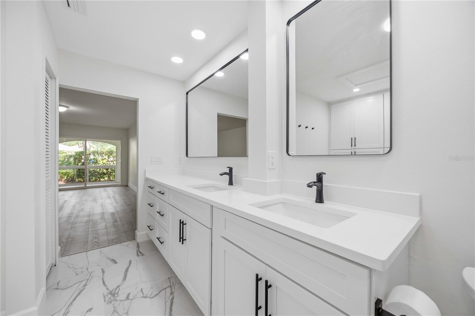 5526 CHANTECLAIRE #31 — photo 39