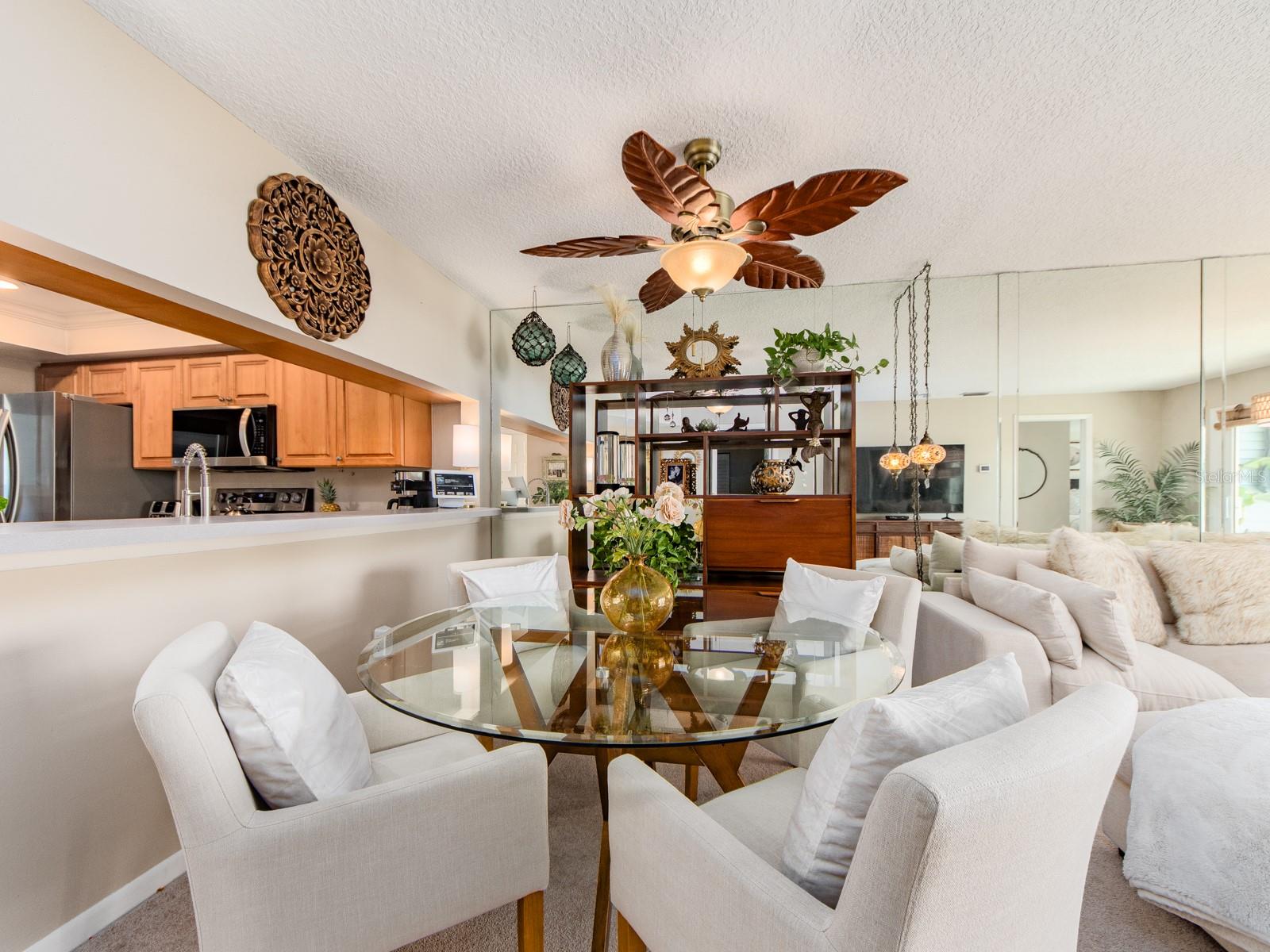 610 ISLAND WAY #407 — photo 17