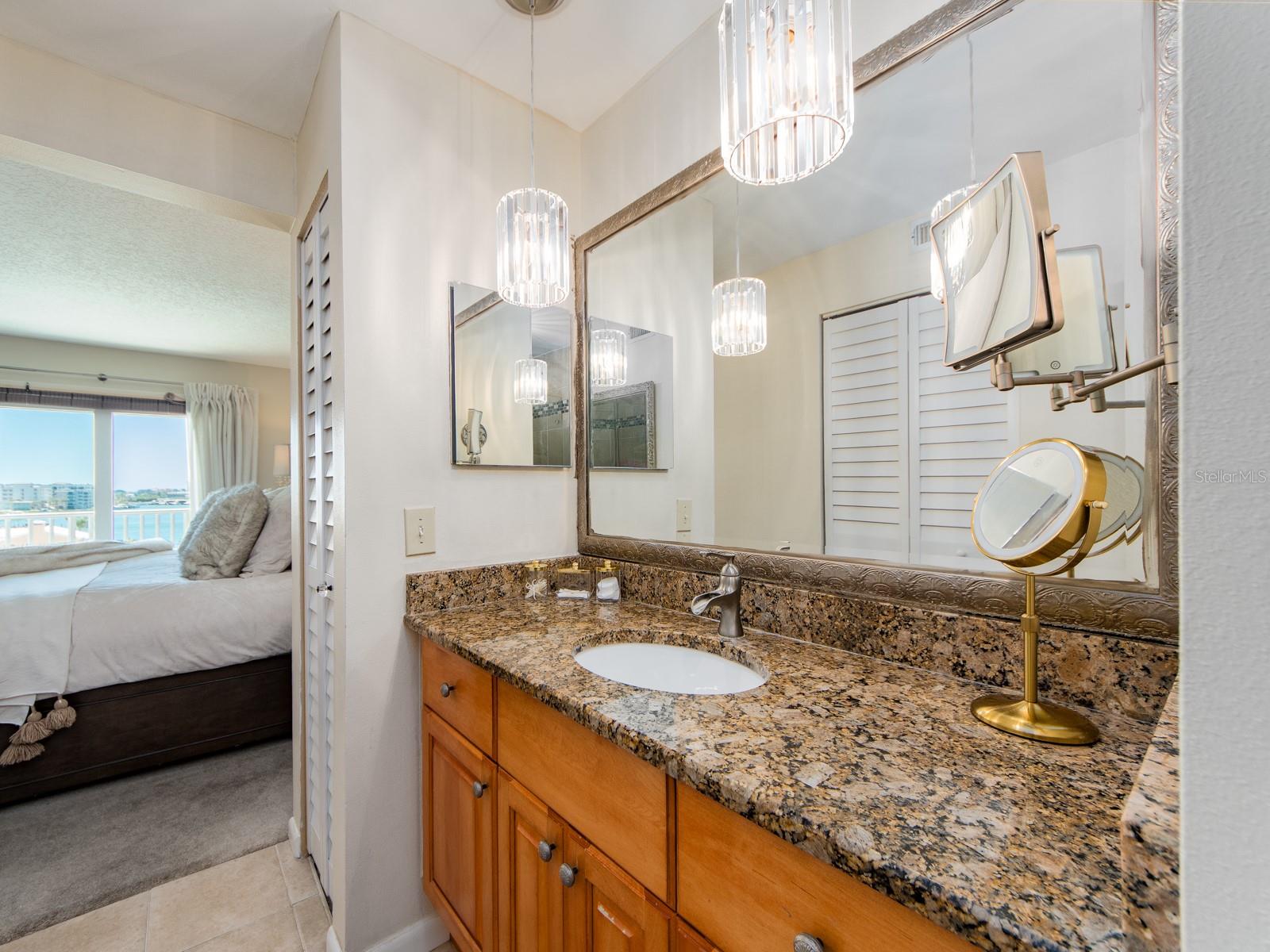 610 ISLAND WAY #407 — photo 21