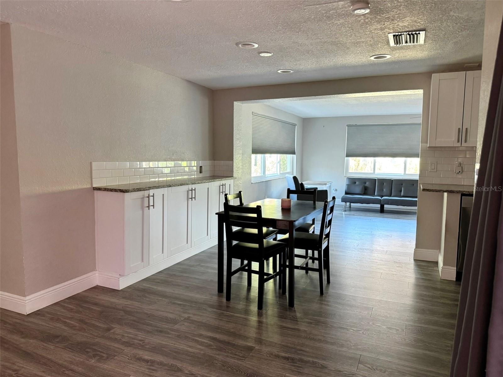 12302 COBBLE STONE DR — photo 8