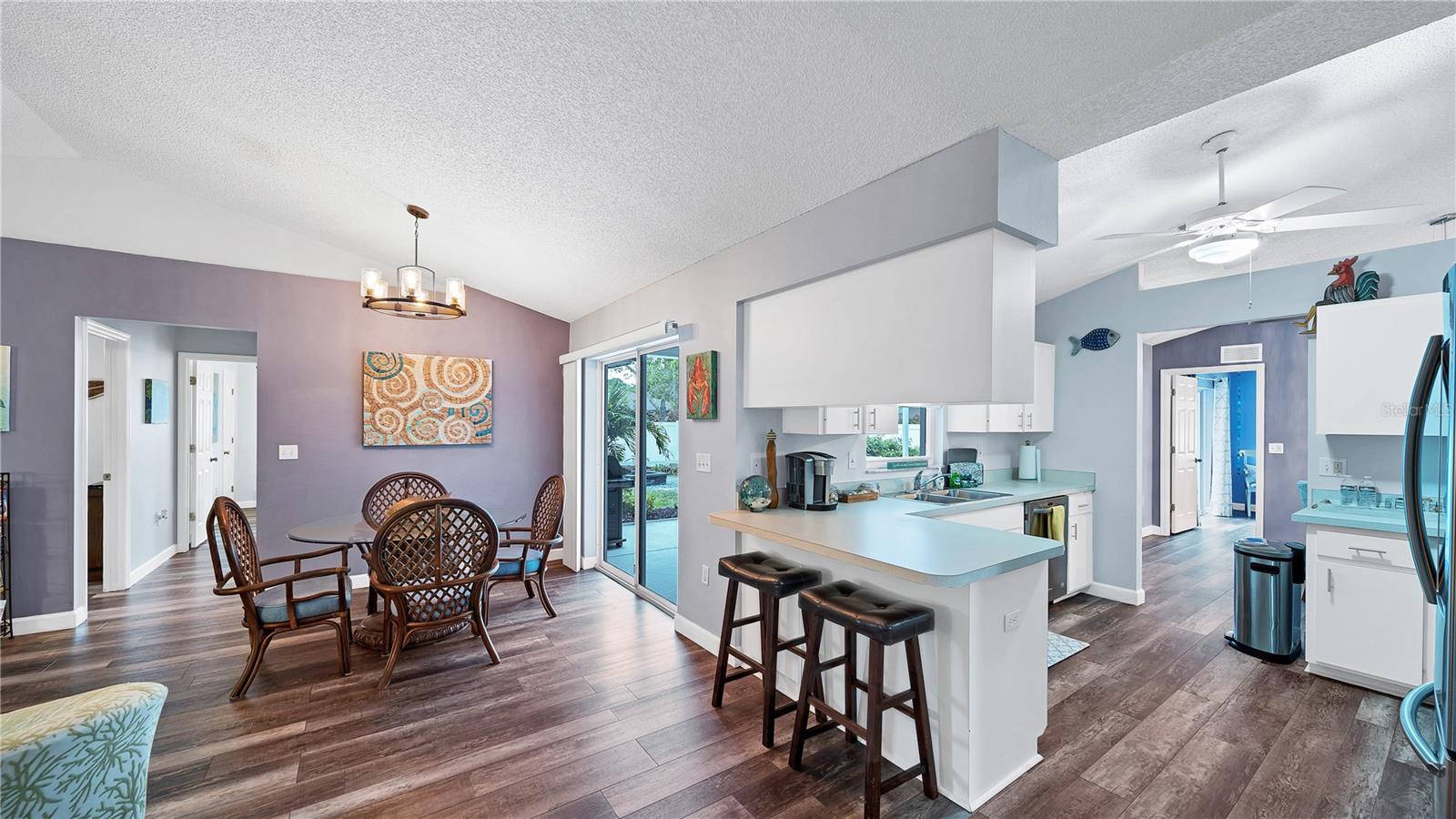 5219 INVERNESS DR — photo 9
