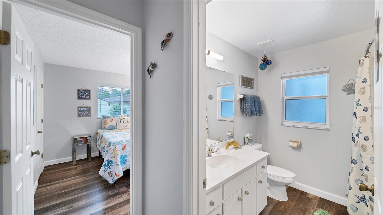5219 INVERNESS DR — photo 11