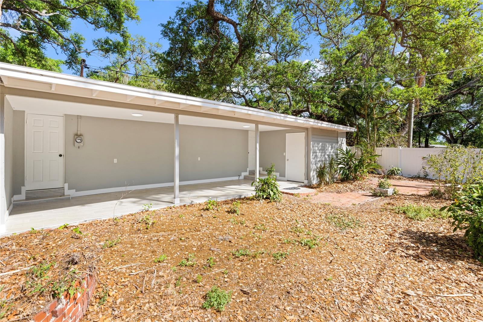 804 S EVERGREEN AVE — photo 10