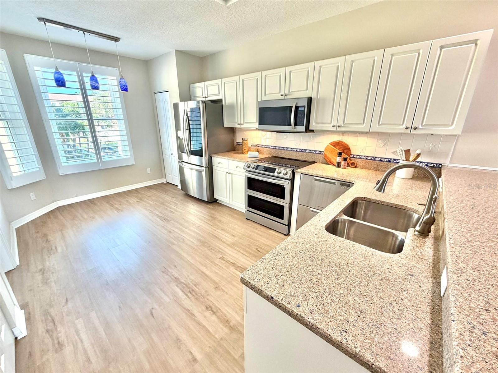 1071 PINELLAS BAYWAY S — photo 16