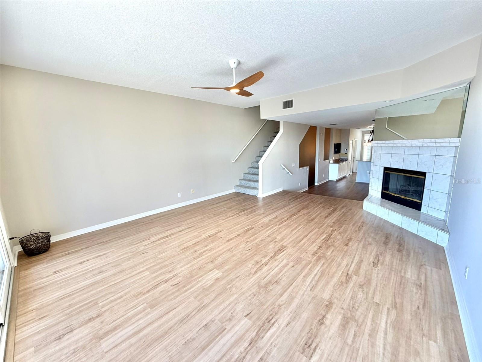 1071 PINELLAS BAYWAY S — photo 31