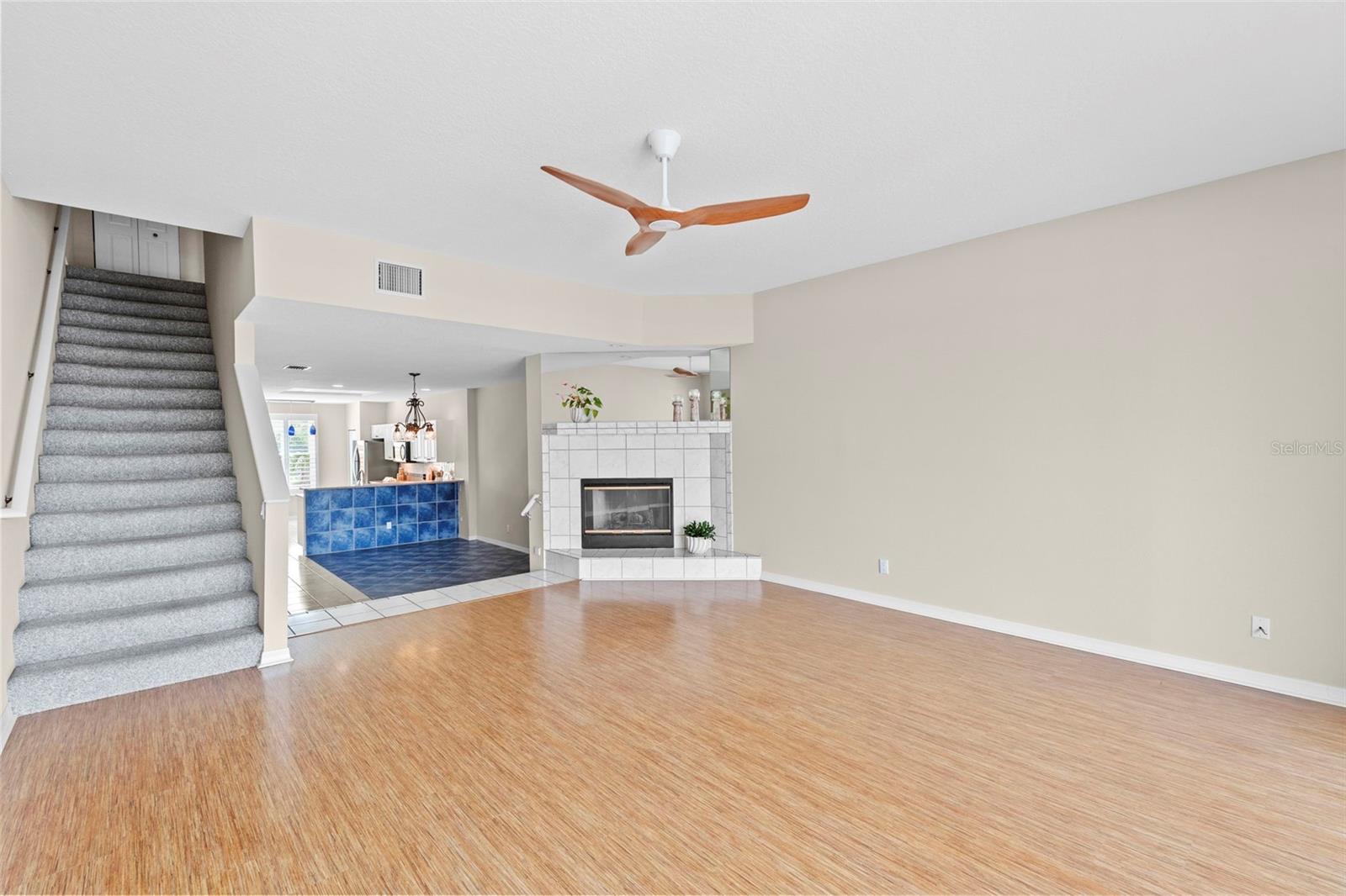 1071 PINELLAS BAYWAY S — photo 39