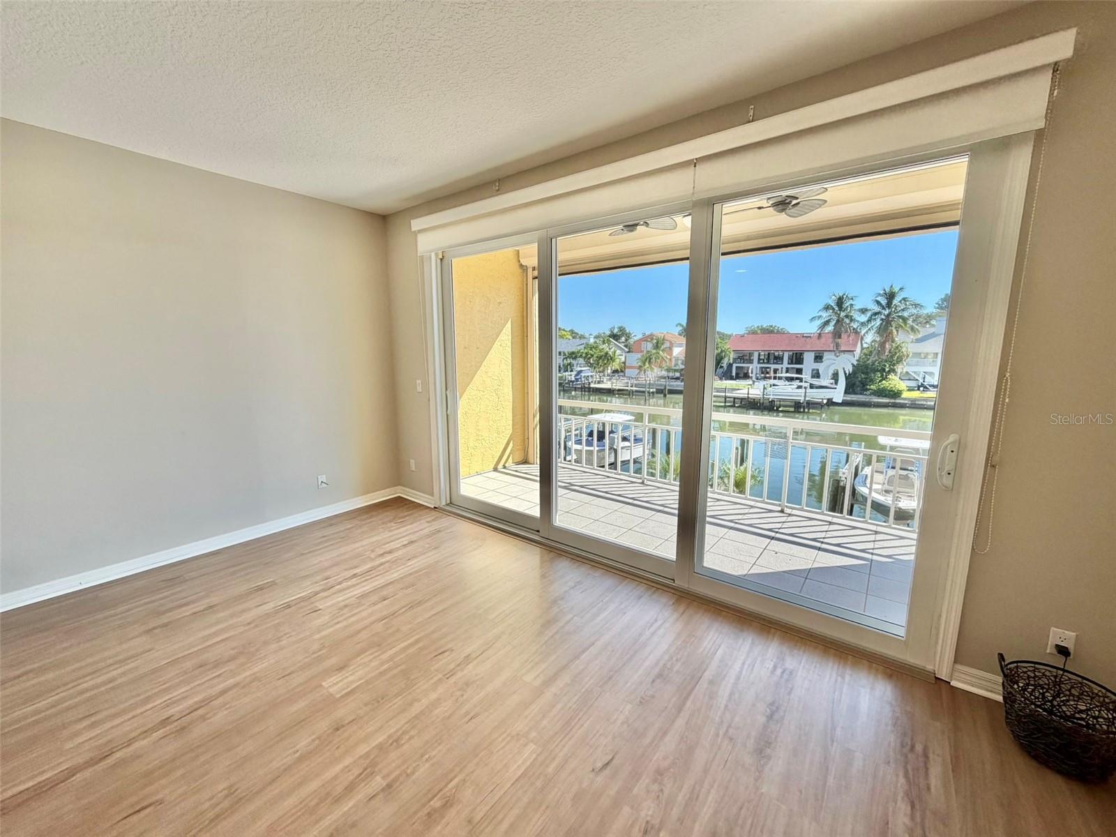 1071 PINELLAS BAYWAY S — photo 28