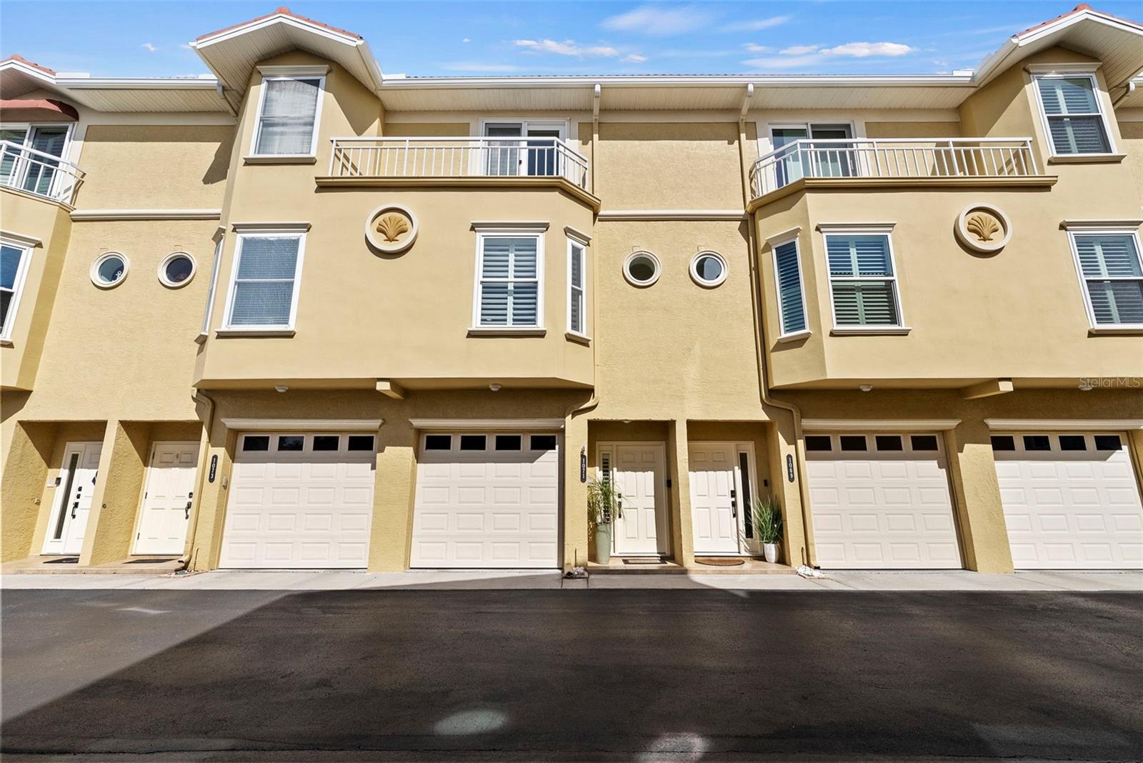 1071 PINELLAS BAYWAY S — photo 4