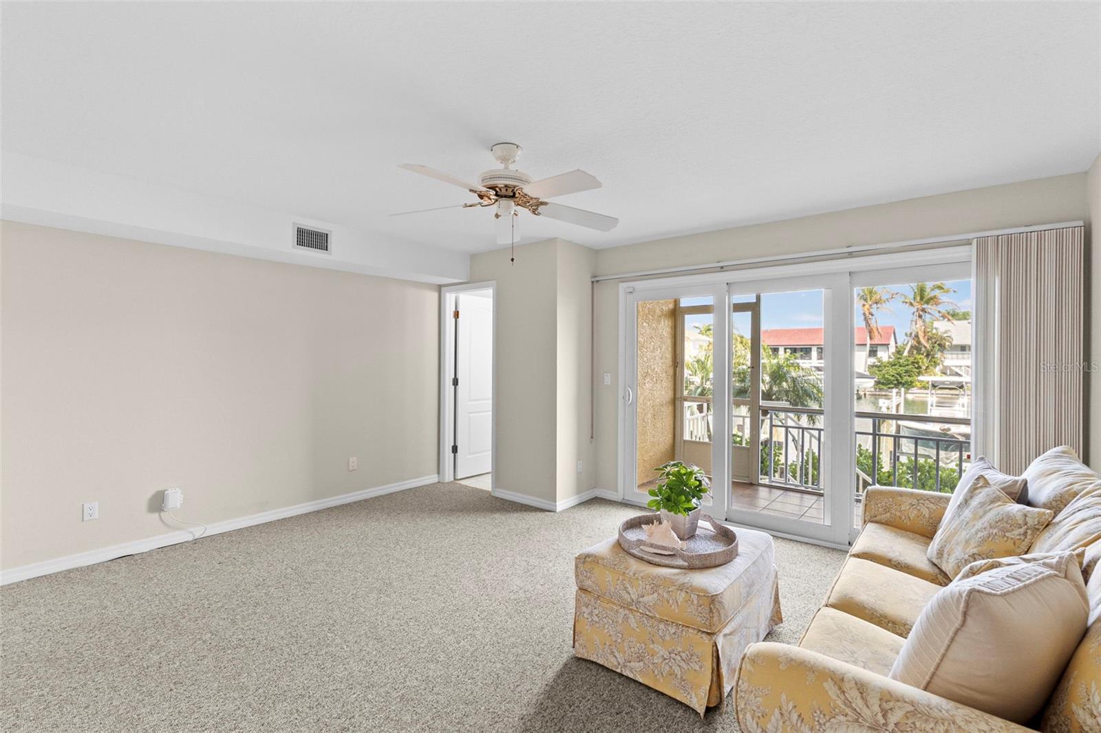 1071 PINELLAS BAYWAY S — photo 32