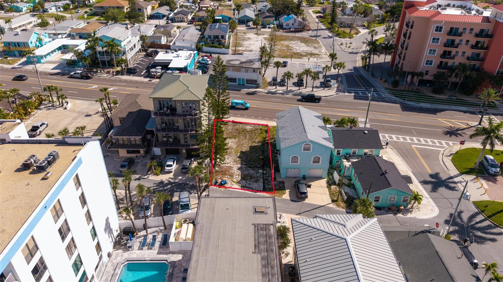 13304 GULF BLVD — photo 3
