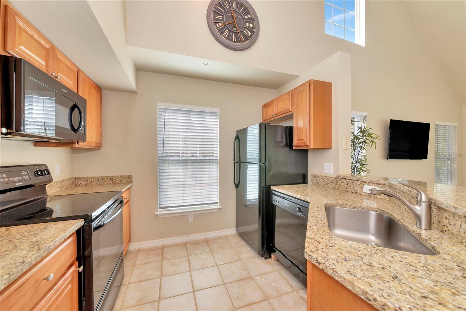5560 ROSEHILL RD #201 — photo 9
