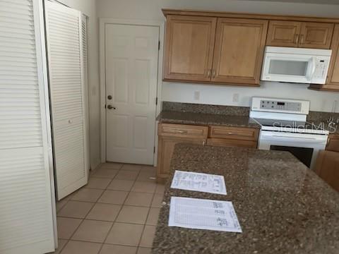 2416 WATERFORD CT — photo 8