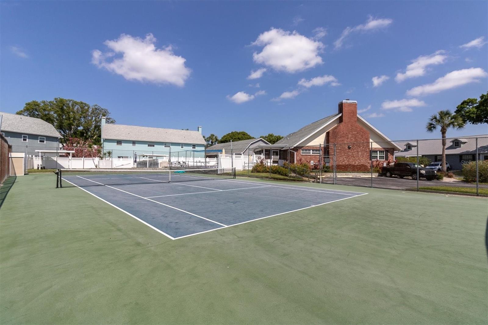 6129 ELMHURST DR — photo 29