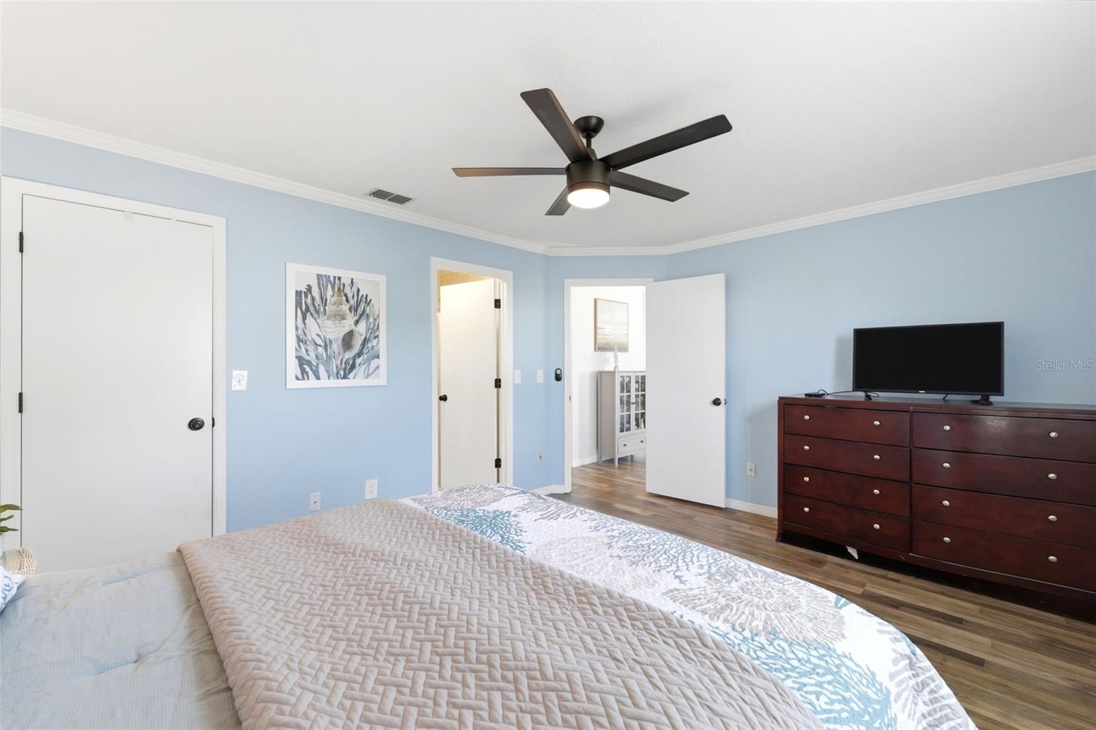 6129 ELMHURST DR — photo 12