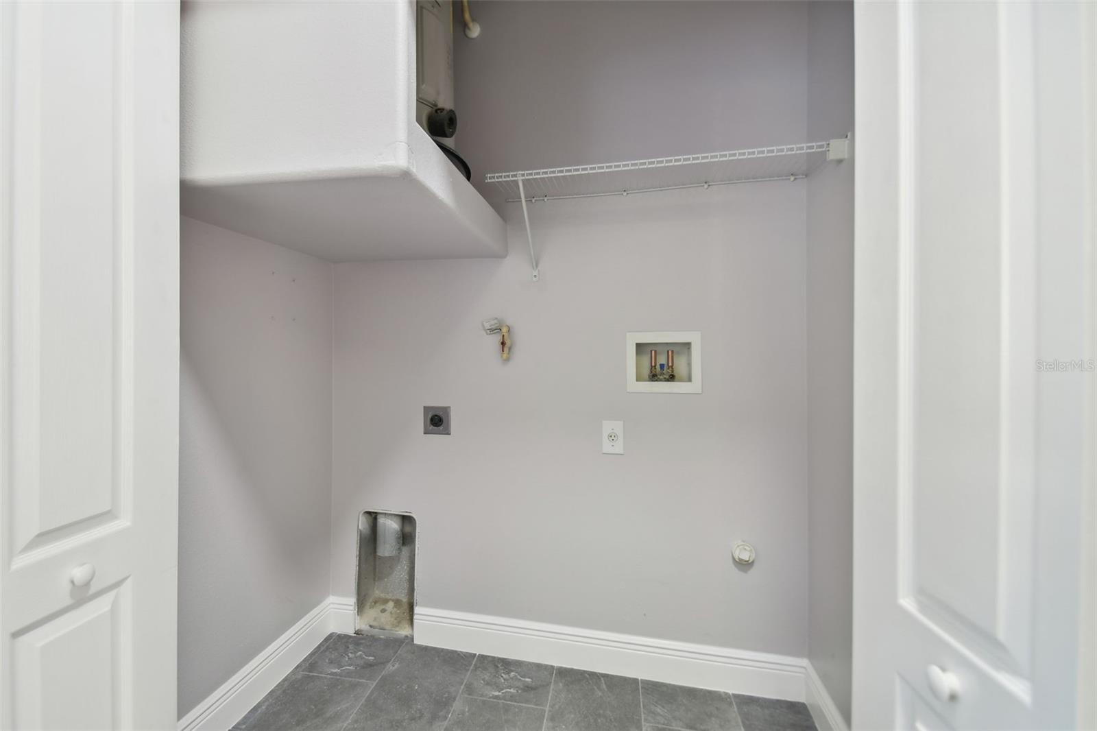 3430 HIGH HAMPTON CIR — photo 10