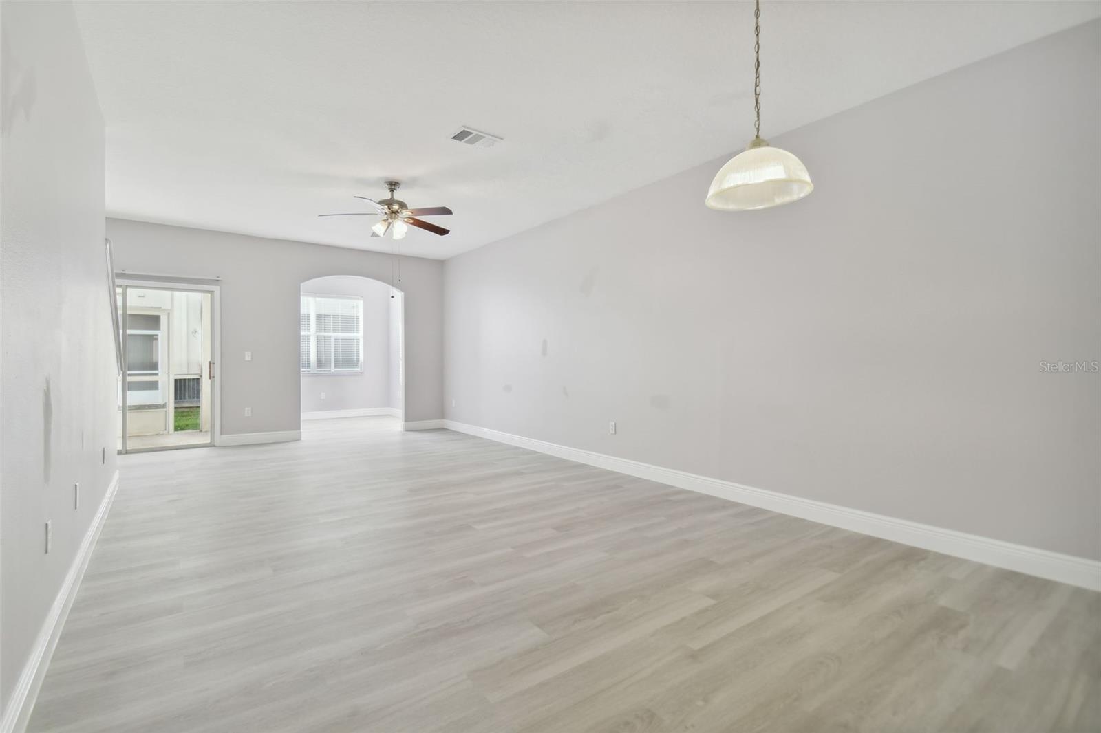 3430 HIGH HAMPTON CIR — photo 13