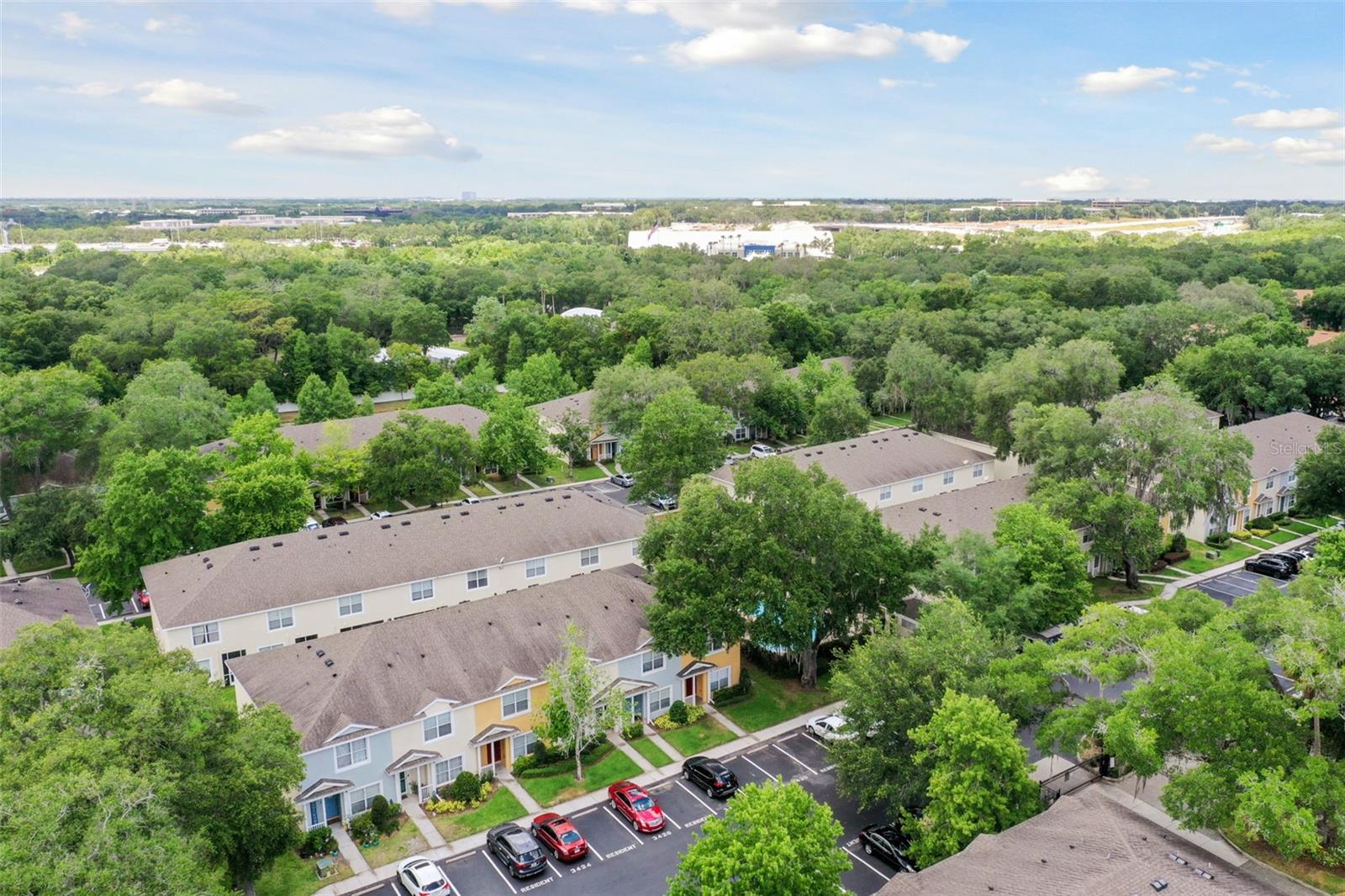 3430 HIGH HAMPTON CIR — photo 40