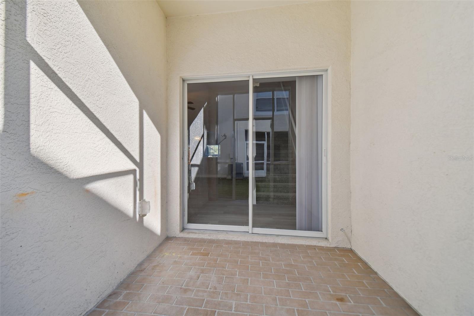 3430 HIGH HAMPTON CIR — photo 31