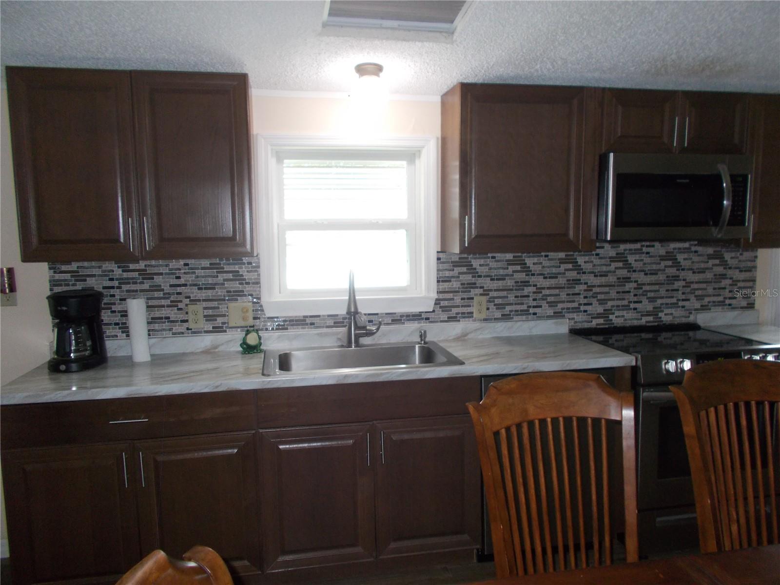 6420 HAELE CT — photo 6